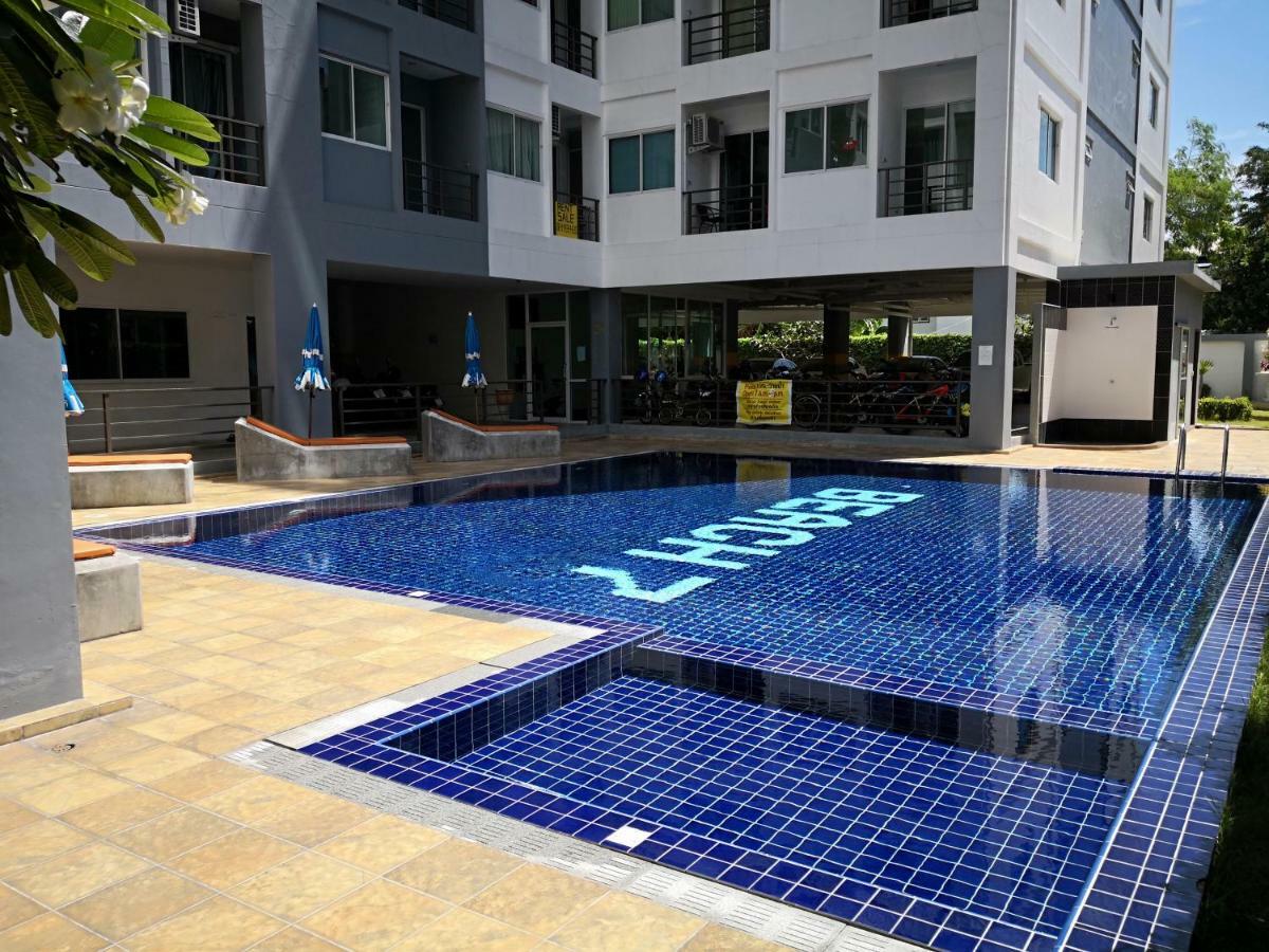 Beach 7 Condo, Pattaya Джомтиен Бийч Екстериор снимка